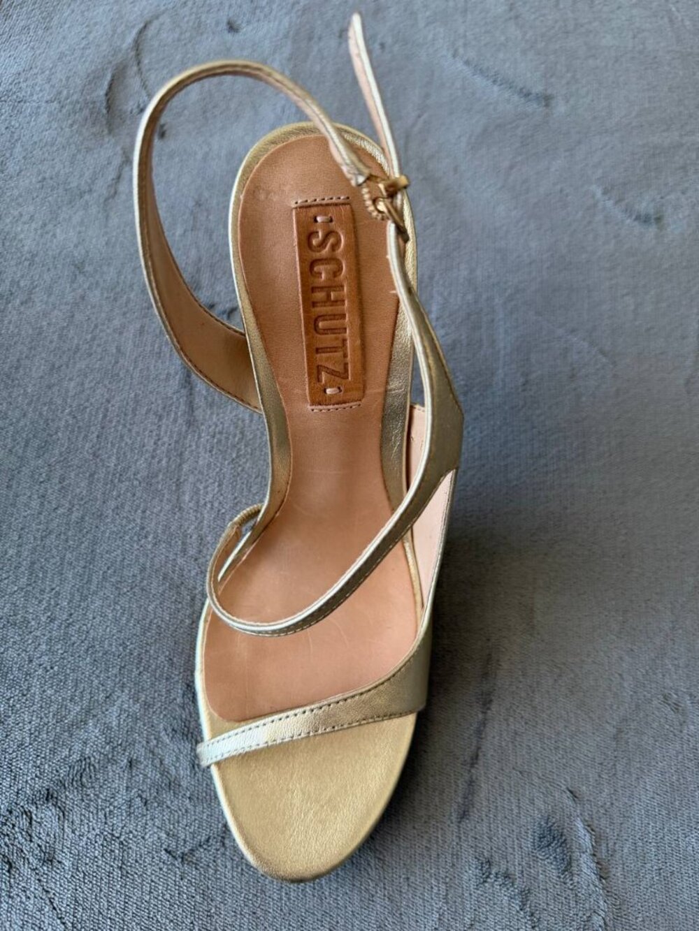 Schutz Women's Gold Sling Metallic 4" Heel Sandal/Shoes size 7B - Picture 12 of 12